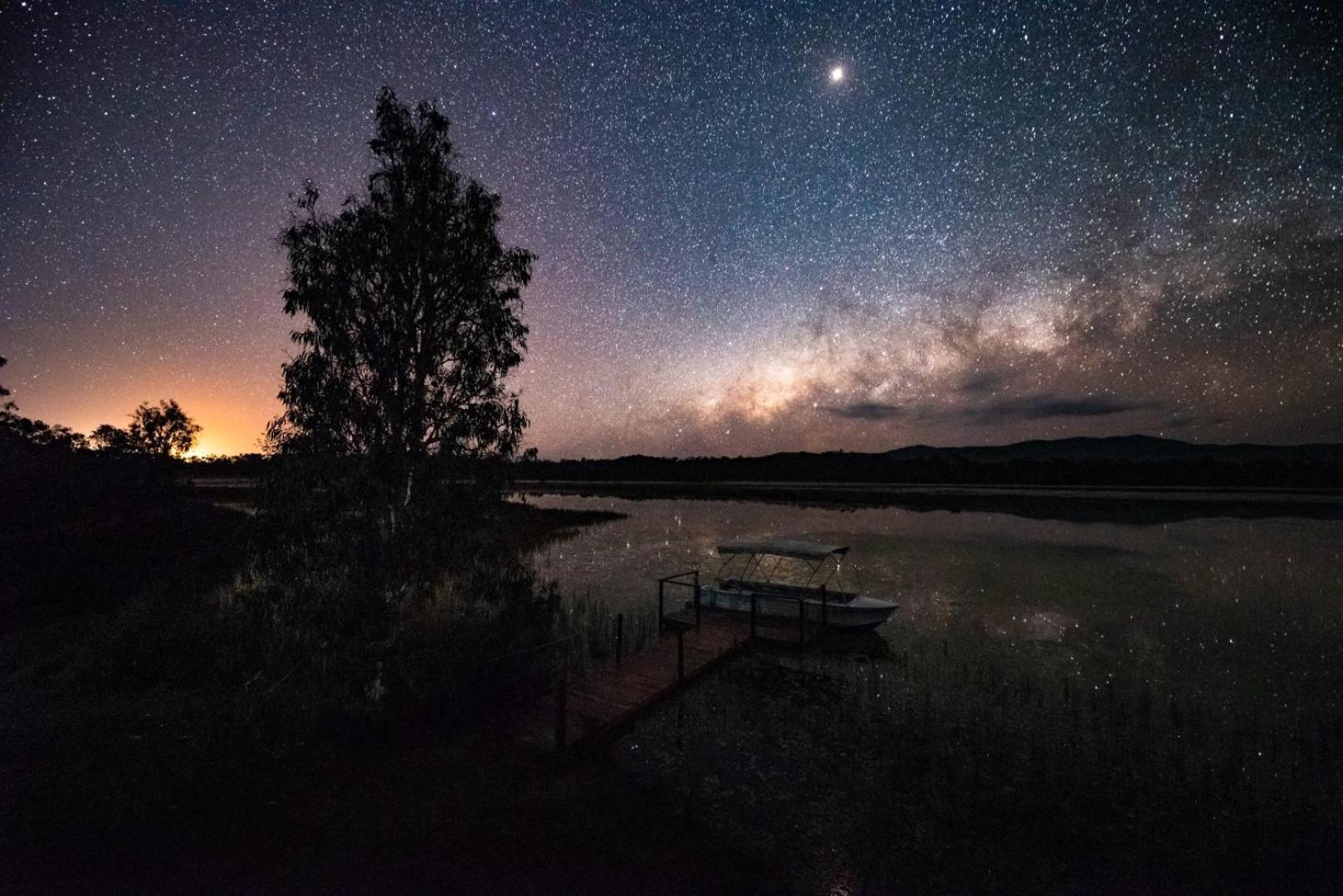 Wild Nature Lodge, Mareeba Wetlands Biboohra ภายนอก รูปภาพ